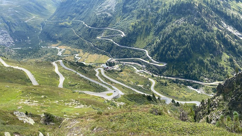 Modern villa rentals with lake access Central Switzerland